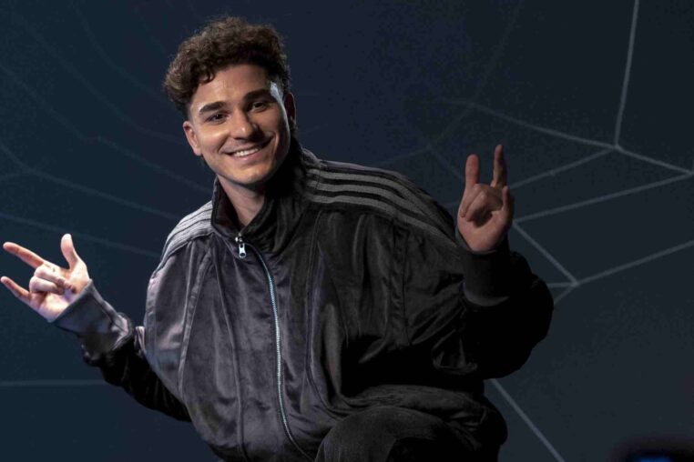 «توهین زشت پرز به رئالی ها با پیشنهاد خالیبندی به خولیان آلوارز»